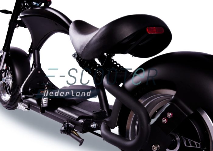 E-chopper 3.0 escooter ecruiser mat zwart